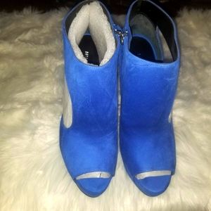 Nine West Texxy Heels, Blue Suede, Size 8.5